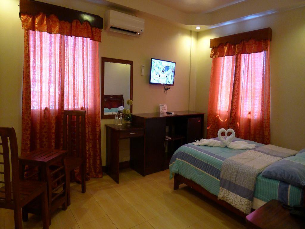 Siayan Travellers Inn Pasay Exterior photo